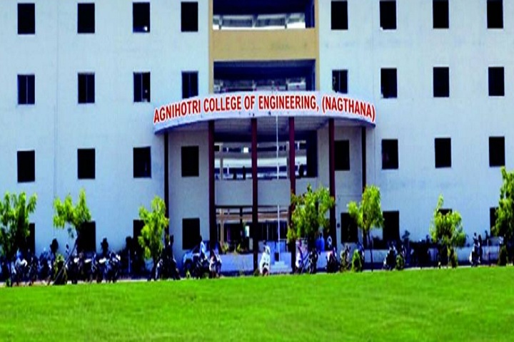 https://cache.careers360.mobi/media/colleges/social-media/media-gallery/5059/2018/10/6/Campus View of Agnihotri College of Engineering Wardha_Campus-View.JPG